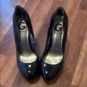 G by Guess Black Patent Round-Toe Pumps